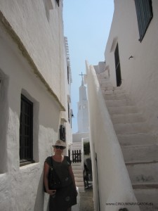 narrow streets in Binibequer Vell