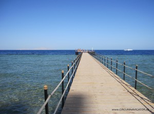 jetty at Kiroseiz coral beach